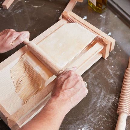 Italian Pasta Chitarra with Rolling Pin: Small