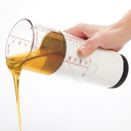 Adjustable Measuring Cup 2 C