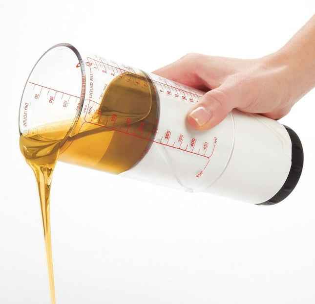 Adjustable Measuring Cup 2 C