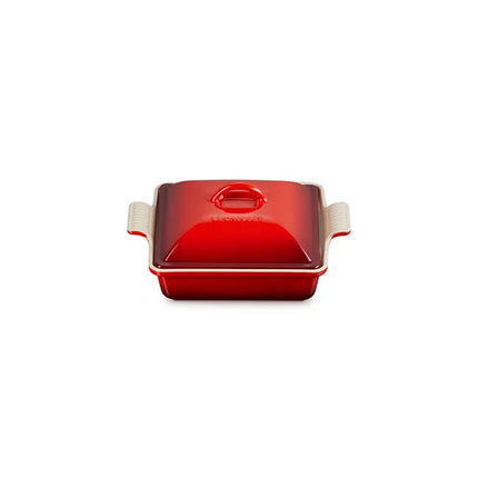 Heritage Shallow Square Covered Casserole 2 Qt Cerise