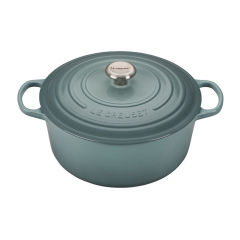 Signature Round Dutch Oven 5.5 Qt