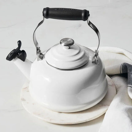 Whistling Kettle 1.7 Qt Signature SS