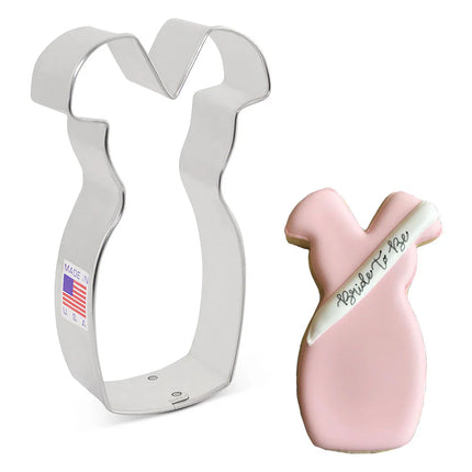 CARDED Animal Shape Cookie Cutter Dress