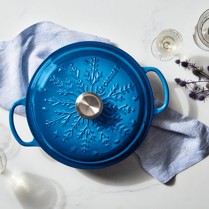 Noel Signature Braiser w/ Lid 2.25 Qt Snowflake Embossed