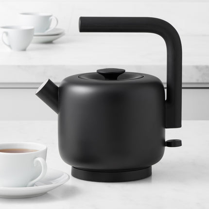 Clyde Electric Tea Kettle Matte Black