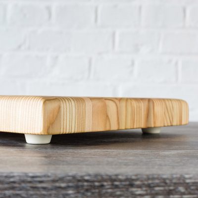 One Handerlarge 15inchx9 1/2inchx1 1/2in