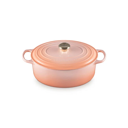 Signature Oval Dutch Oven 8 Qt