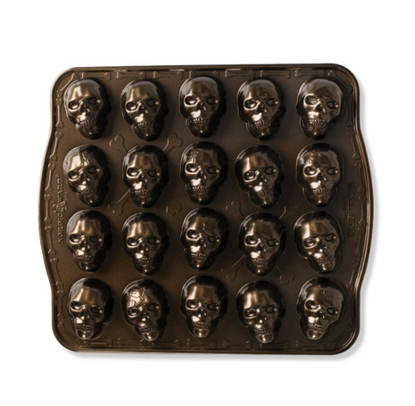 Skull Bites Cakelet Pan