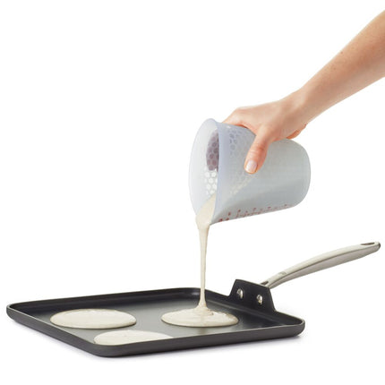 Squeeze and Pour Measuring Cups