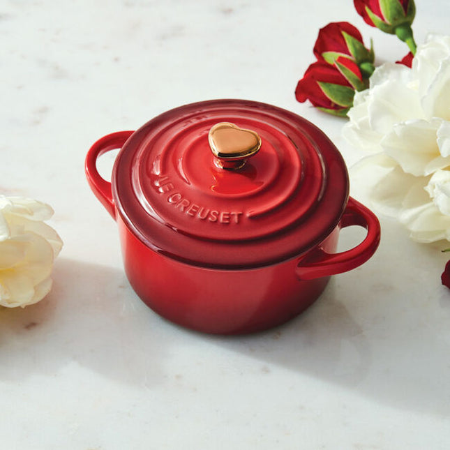 Mini Round Cocotte Cerise w/ Gold Heart Knob 8oz
