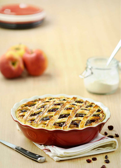 Modern Classic Pie Dish 9 in Rouge