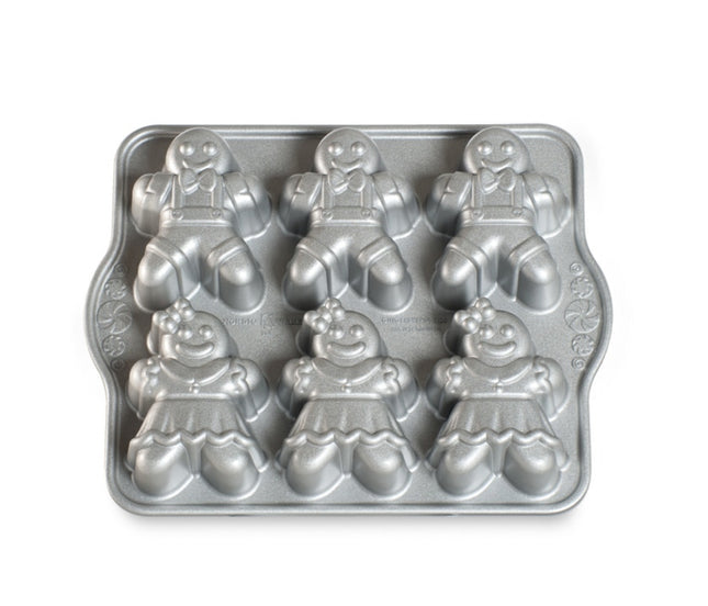 Holiday Bundt Pan Gingerbread Kids Cakelet