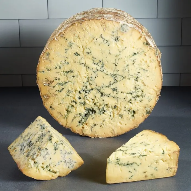 Stilton Blue Cropwell Bishop