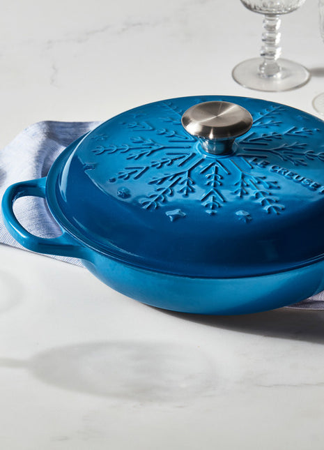 Noel Signature Braiser w/ Lid 2.25 Qt Snowflake Embossed