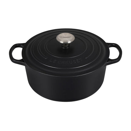 Signature Round Dutch Oven 5.5 qt